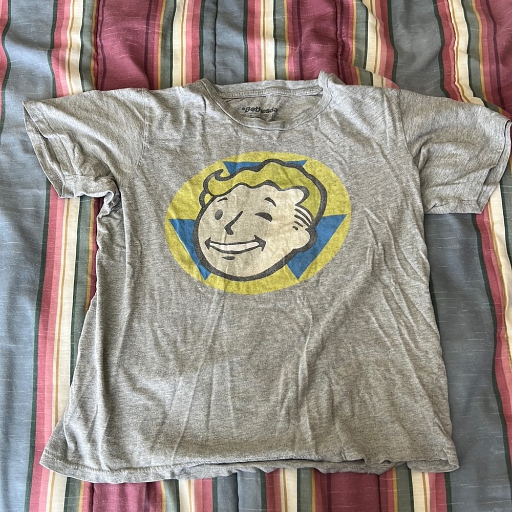 2015 Fallout Shelter T-Shirt